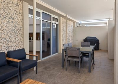 Courthouse Apartment Loxton Accommodation