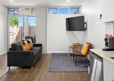 Loxton Courhouse Apartments Accommodation - Police Station